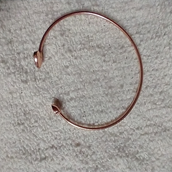 Copper heart 💜 ❤️ crystal 🔮 cuff bracelet - Picture 3 of 3